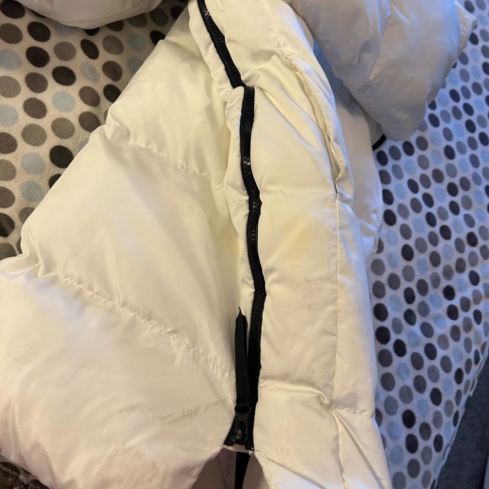 Fabletics White Puffer Jacket - image 5